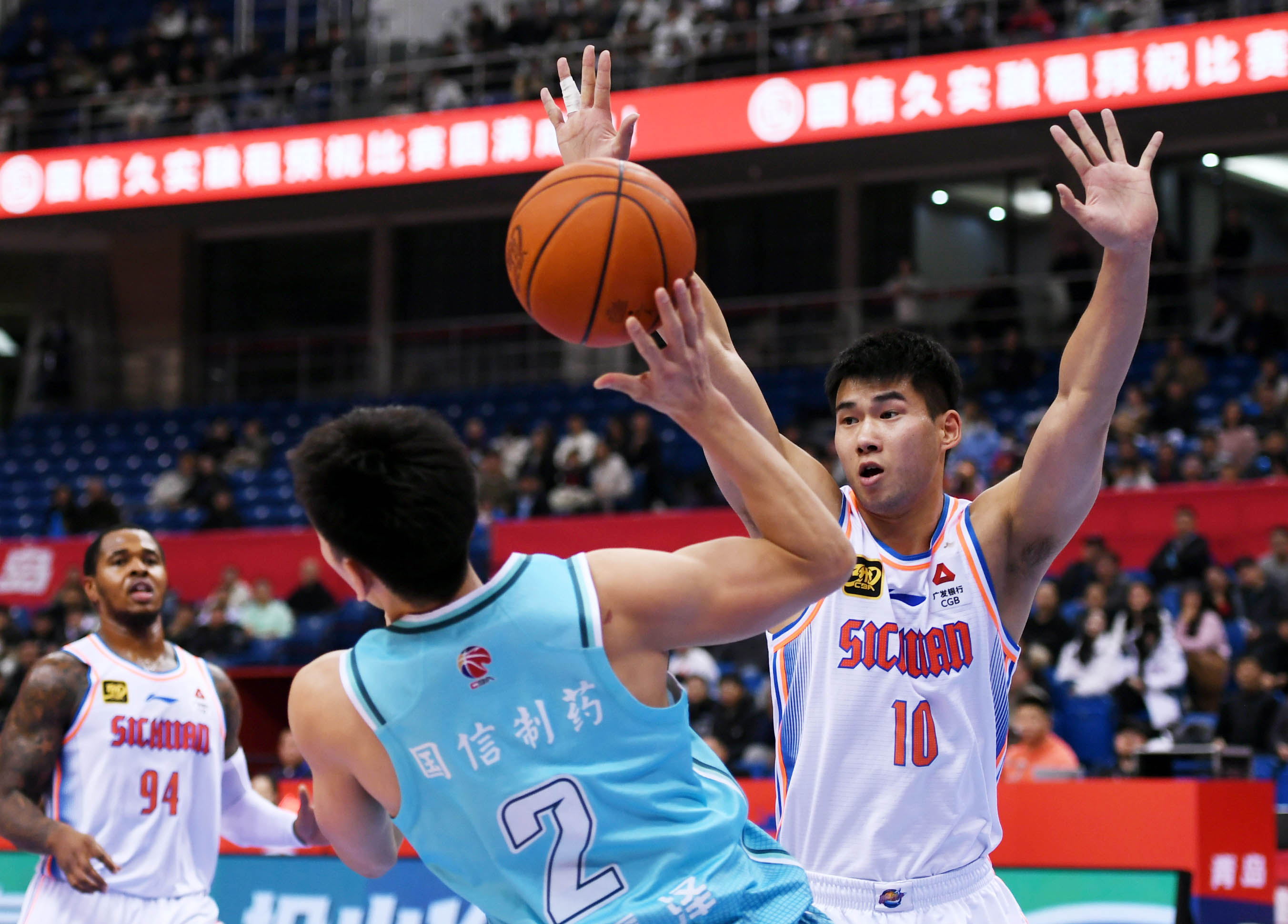 金年会官网关于意大利杯今晨再迎强敌，广厦男篮单刀错失，主帅态度：话题不断，细节决定成败的信息