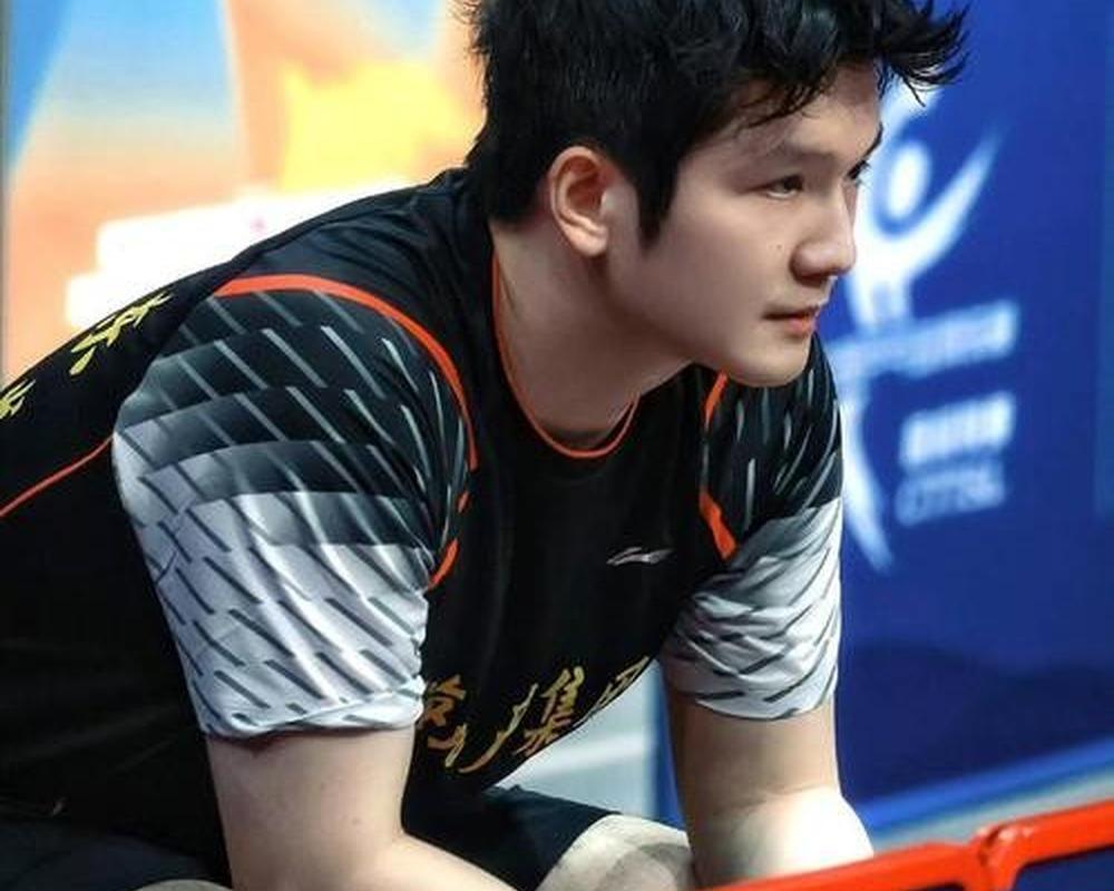 关于悬念迭起震惊全场关键时刻摩纳哥临场应变，风云突变北京首钢冲刺阶段伤情更新看傻球迷的信息